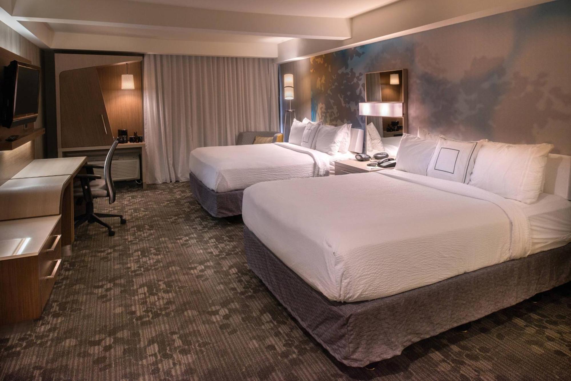 Hotel Courtyard By Marriott Oxnard/Ventura Esterno foto