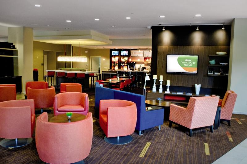 Hotel Courtyard By Marriott Oxnard/Ventura Esterno foto
