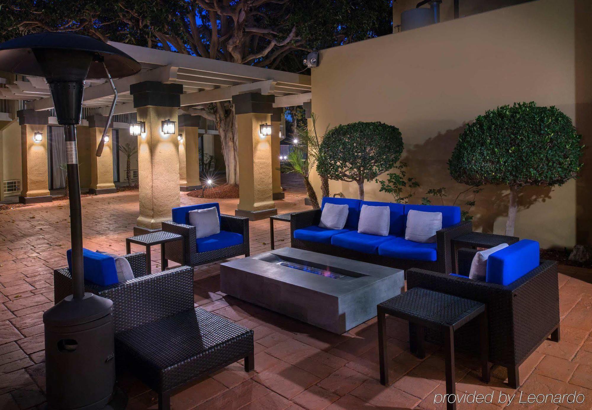 Hotel Courtyard By Marriott Oxnard/Ventura Esterno foto