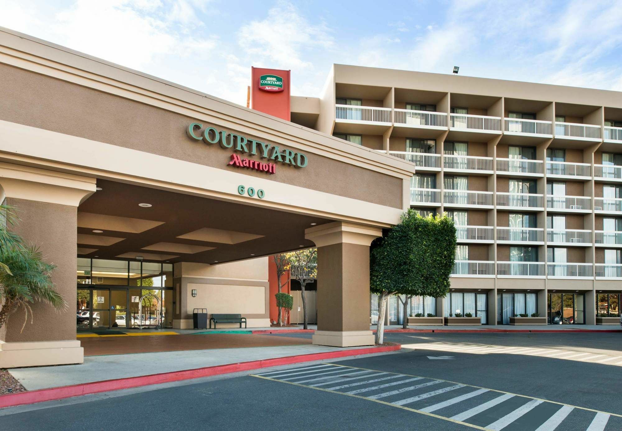 Hotel Courtyard By Marriott Oxnard/Ventura Esterno foto